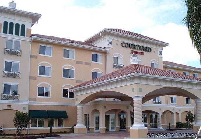 Courtyard Fort Myers At I-75 And Gulf Coast Town Center Estero Zewnętrze zdjęcie